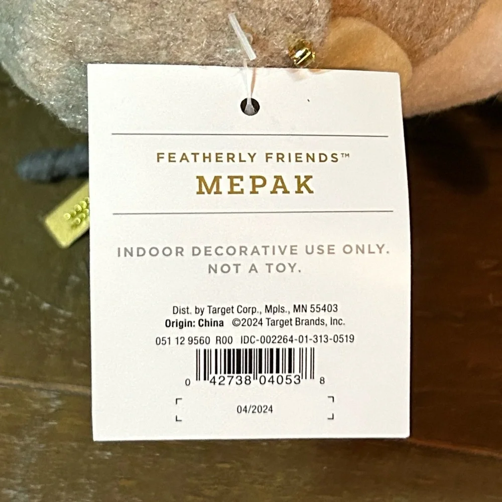 Featherly Friends MEPAK Winter Bird 2024 Target Wondershop. 6.5” Tall. NWT